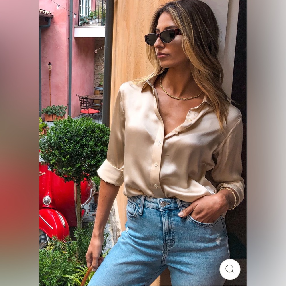 Satin button down🔥
